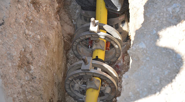 ACIPAYAM’DA DOĞALGAZ ÇALIŞMALARI DEVAM EDİYOR
