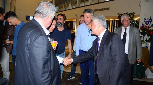 YURDUN DÖRT BİR YANINDAN GELDİLER