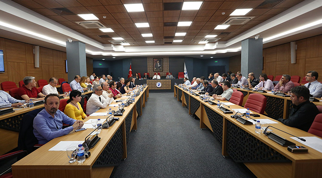 PAÜ SENATOSU İSRAİL KATLİAMINI KINADI