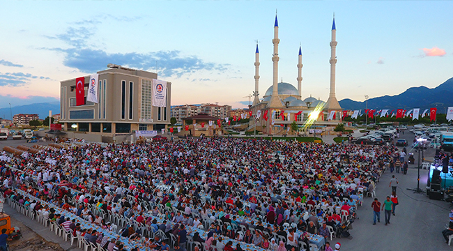 BÜYÜKŞEHİR İLE RAMAZAN GELENEĞİ DEVAM EDİYOR