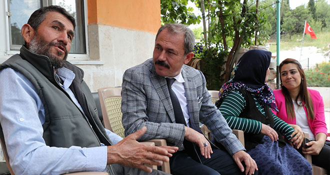 MİLLETVEKİLİ TİN, ŞEHİT AİLESİNİ ZİYARET ETTİ