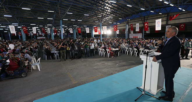 BÜYÜKŞEHİR’İN GÖNÜL SOFRASI FATİH’E KURULDU