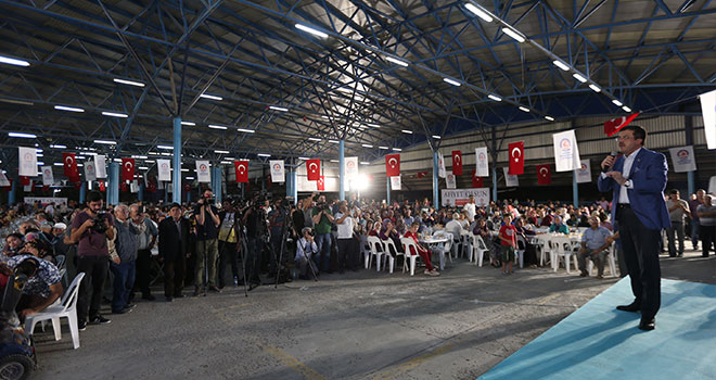 BÜYÜKŞEHİR’İN GÖNÜL SOFRASI FATİH’E KURULDU