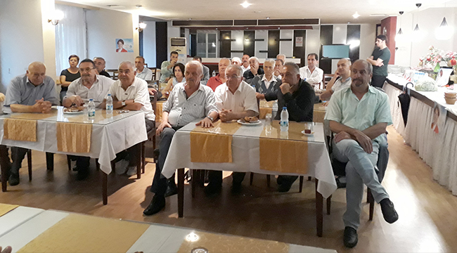 ÖZ, DEMOKRATLARLA BİRARAYA GELDİ
