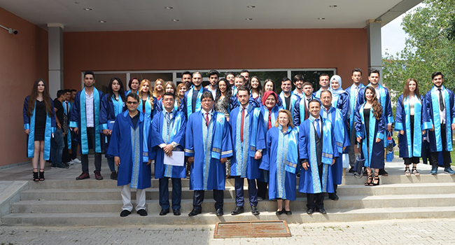 ÇİVRİL ATASAY KAMER MYO’DA MEZUNİYET COŞKUSU