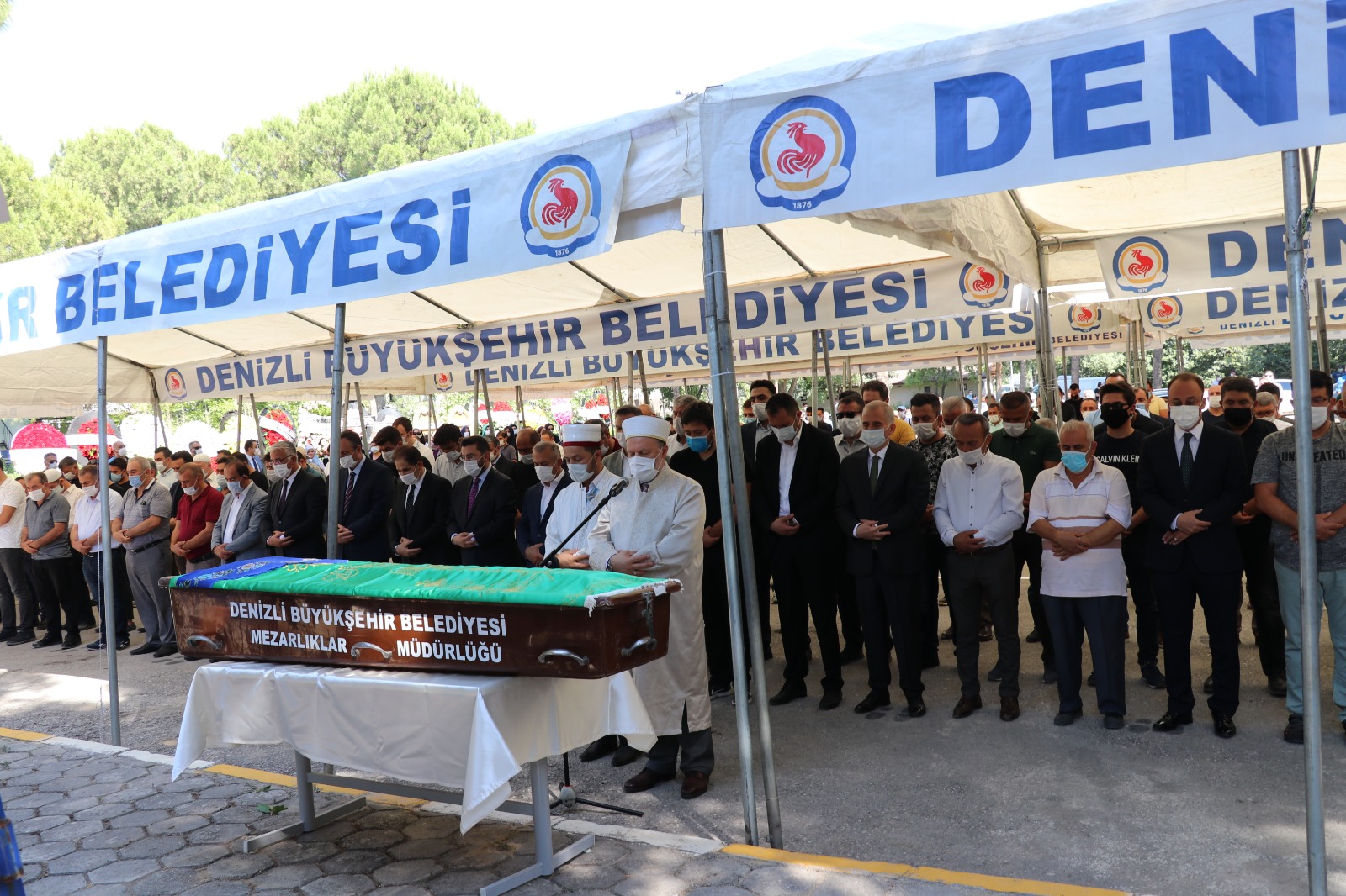 Cumhurbaşkanı Erdoğan'In Koruma Müdürünün Annesi Son Yolculuğuna Uğurlandı