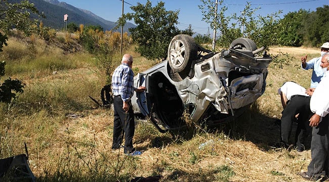 Kazada Anne öldü, eşi ve 2 çocuğu yaralandı