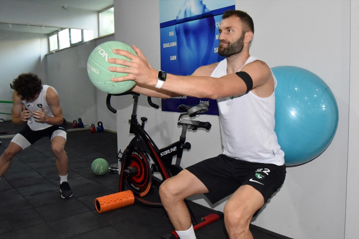 Denizlispor teknik heyeti sağlık kontrolünden geçti