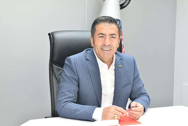 Teknik Tekstil Ekibi Firmalarla Görüşüyor