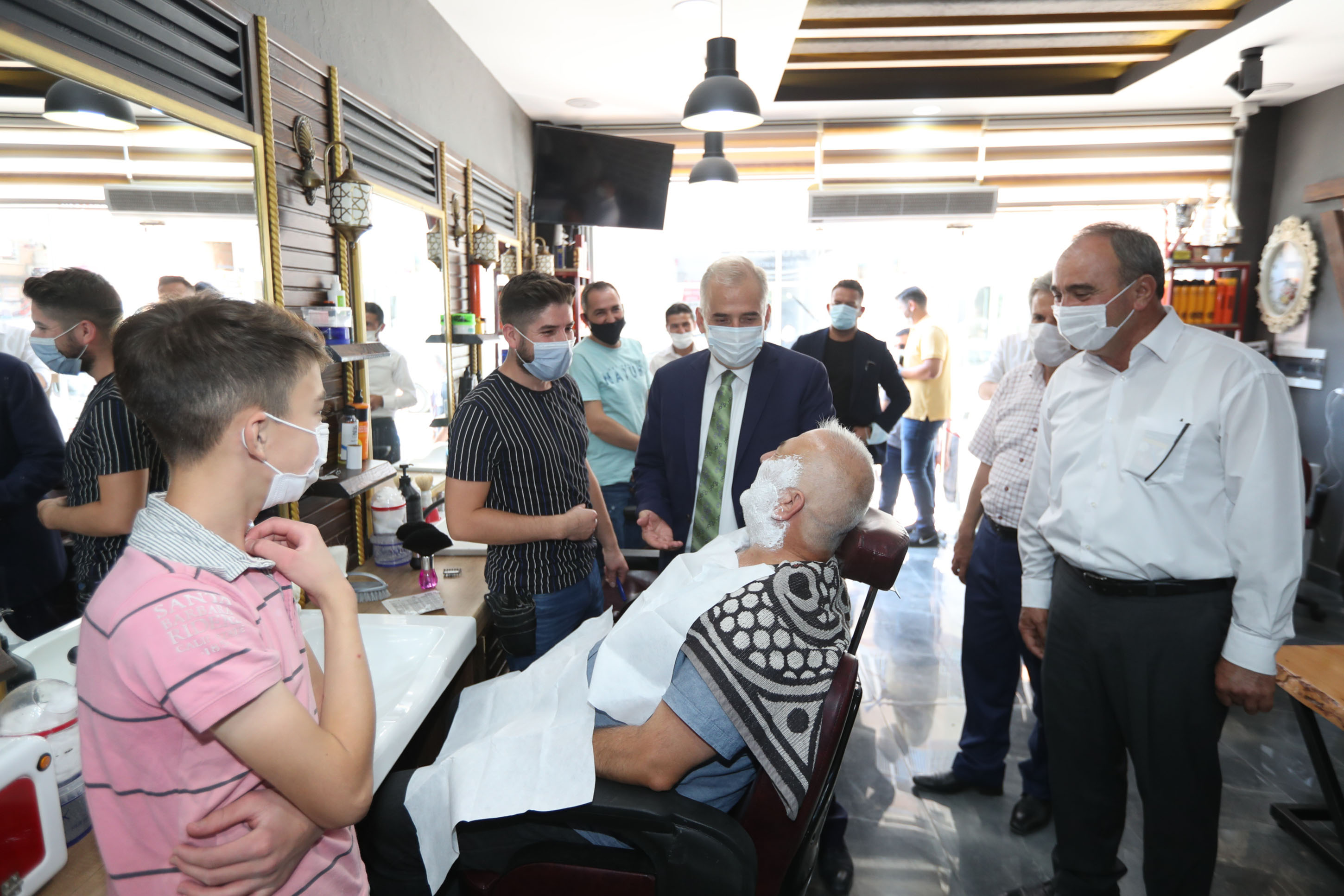 Başkan Zolan Acıpayam’a çıkarma yaptı