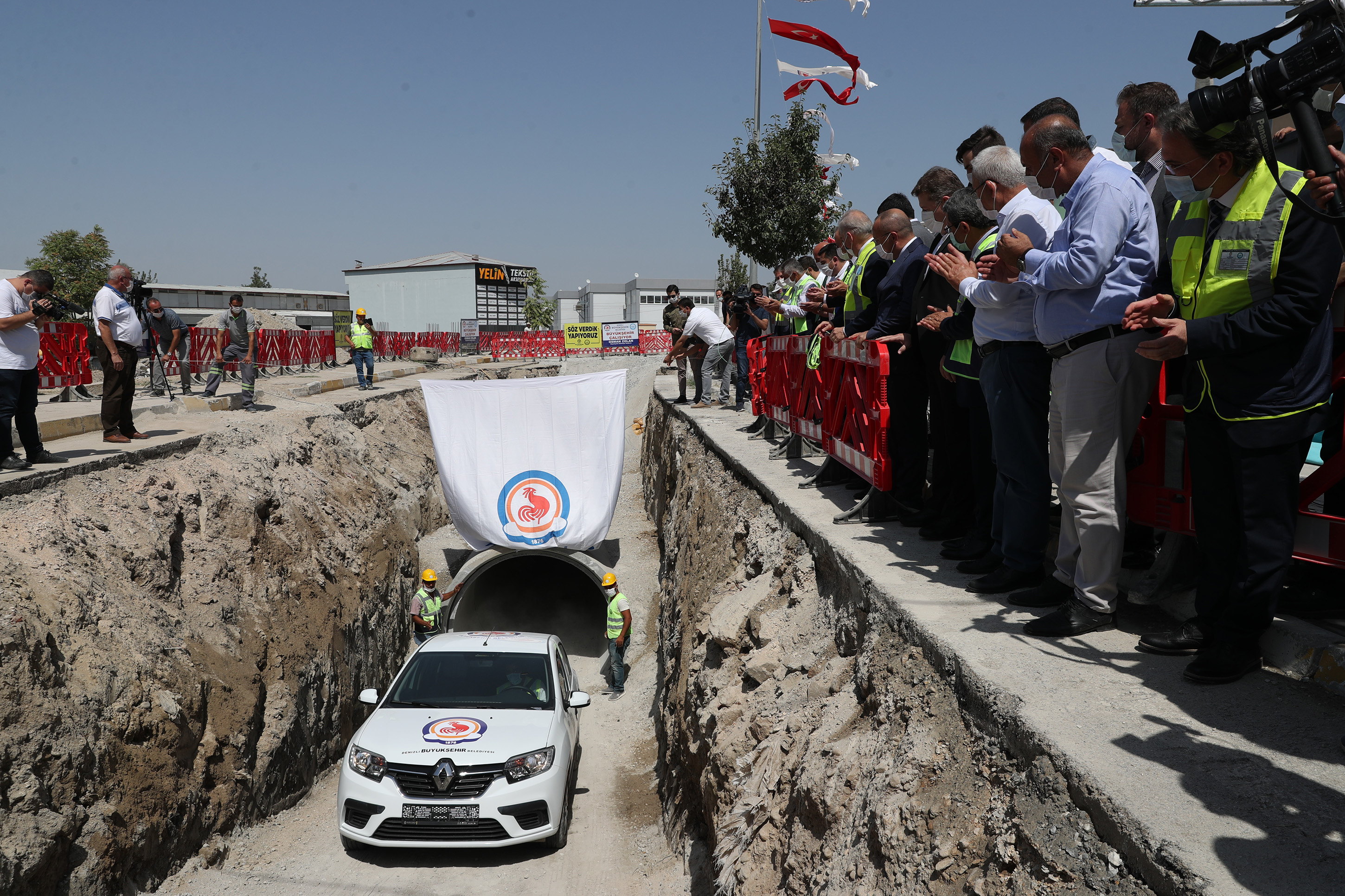 "Türkiye’nin en düzenli ve en yeni altyapısı Denizli'de"