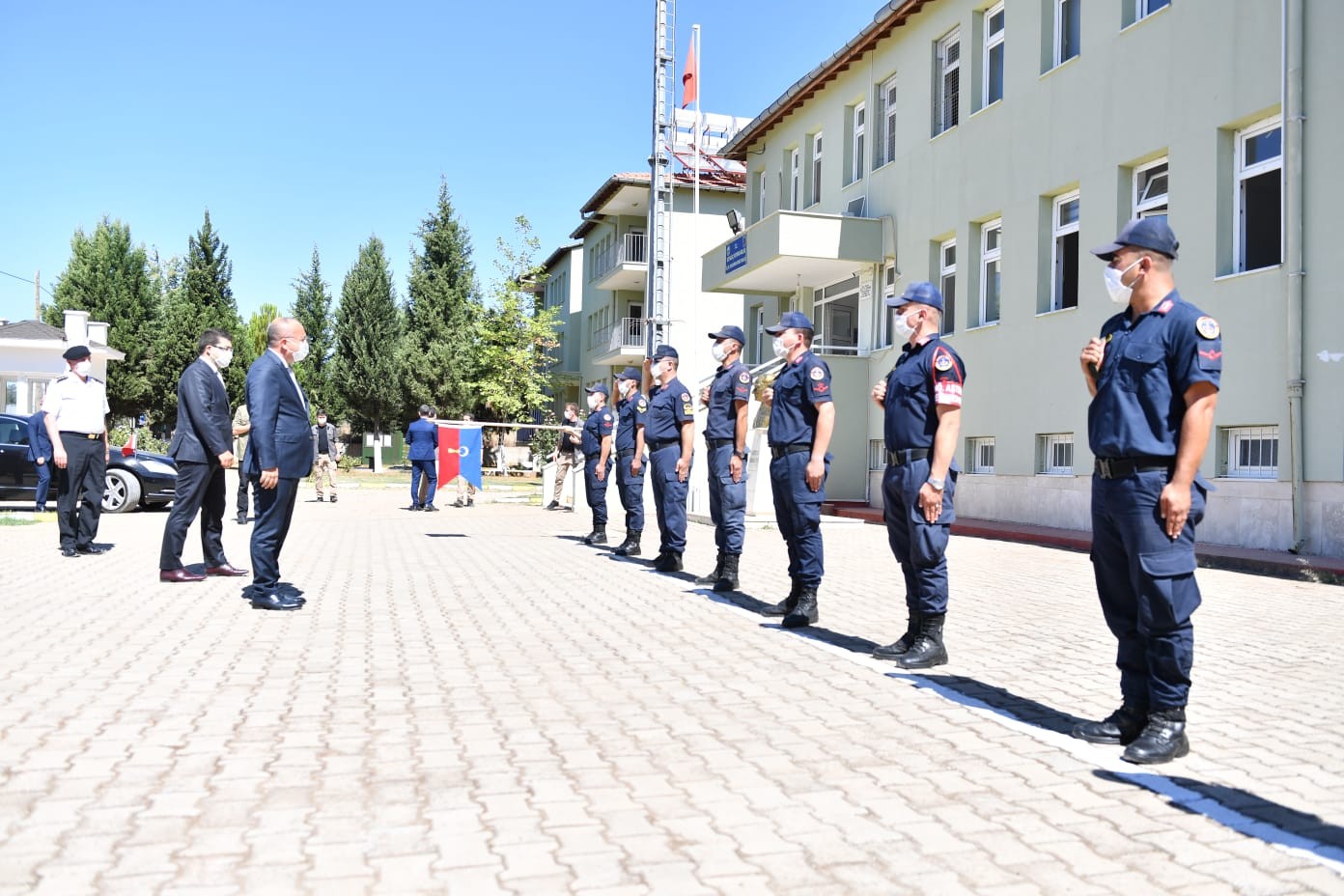 Vali Atik ilçe denetimlerine devam ediyor