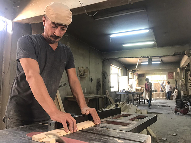 Hobisinden para kazanmaya başladı