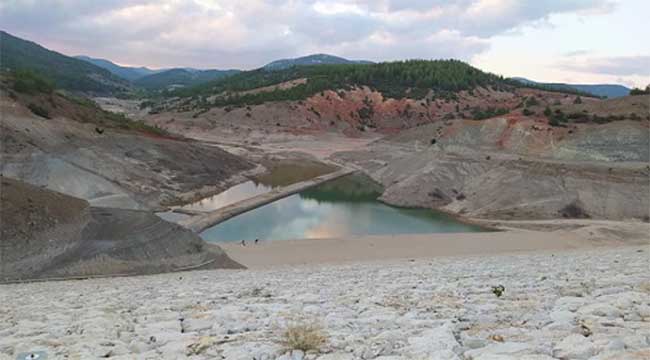 Akalan Göleti Kurudu