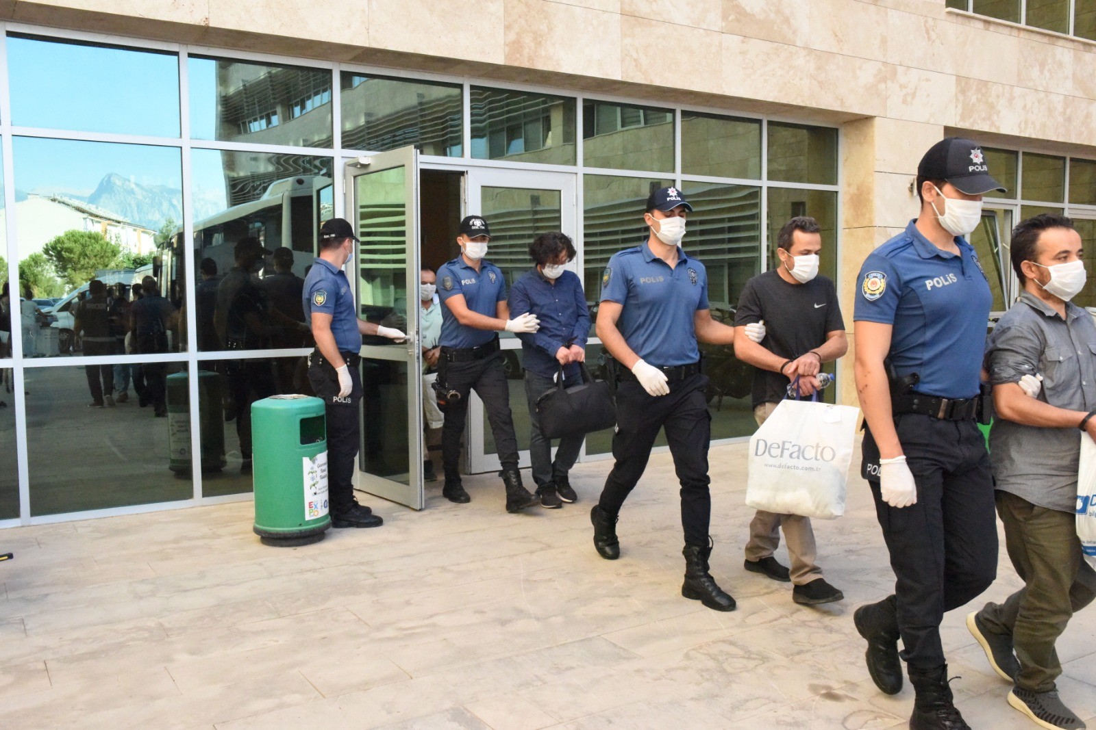 FETÖ'cüler her yola başvurmuşlar