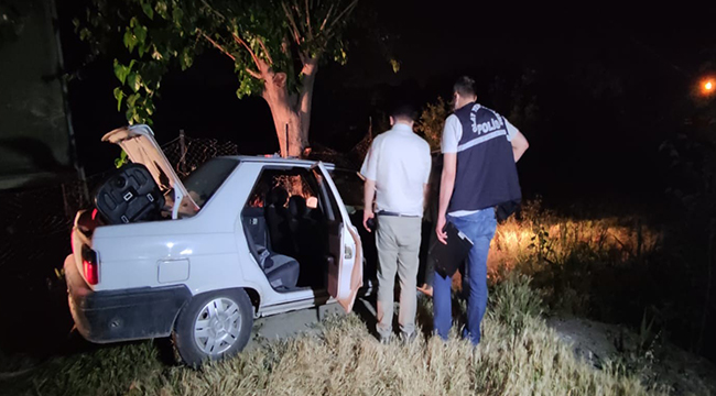 Çalıntı araçla başka şehre gezmeye giden 3 kafadar 88 kilometre sonra yakalandı