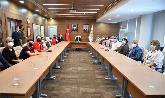 Denizli’nin LGS şampiyonları ödüllendirildi
