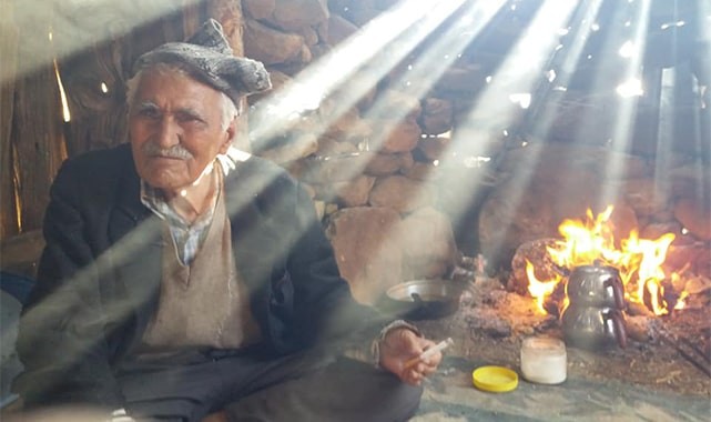 700. AĞUSTOS AYININ SON PERŞEMBE GÜNÜ