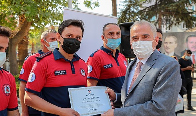 Büyükşehir İtfaiye şehre güven veriyor