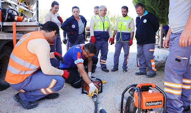 Büyükşehir DESKİ ve AFAD'tan ortak tatbikat