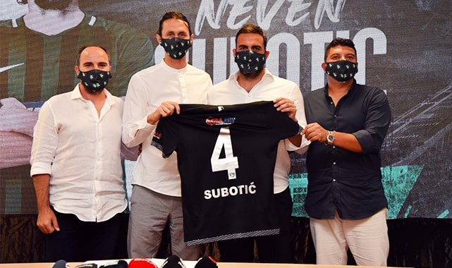 Dünya yıldızı diye geldi, transfer yasağı getirdi
