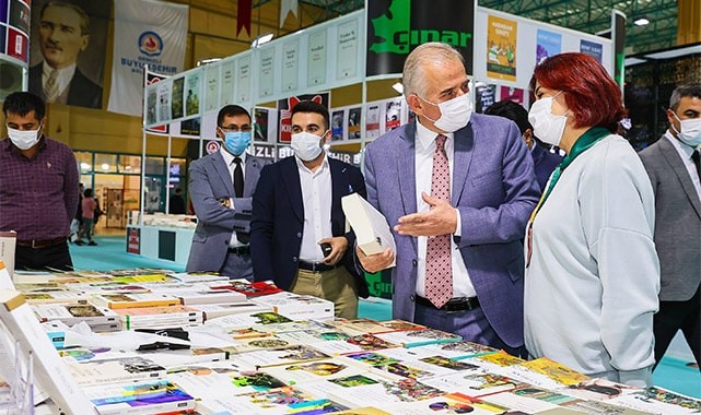 "Çocuklarımızı mutlaka kitapla tanıştıralım"