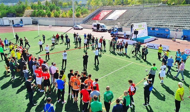 AYAK TENİSİNİN ŞAMPİYONU PAMUKKALE’DE BELİRLENECEK