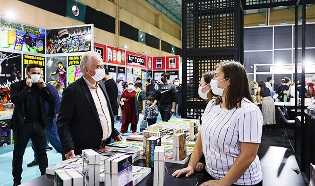Büyükşehir Kitap Fuarı'na rekor katılım