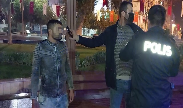 Tacize uğrayan kadını kurtarmak isterken az daha canından oluyordu