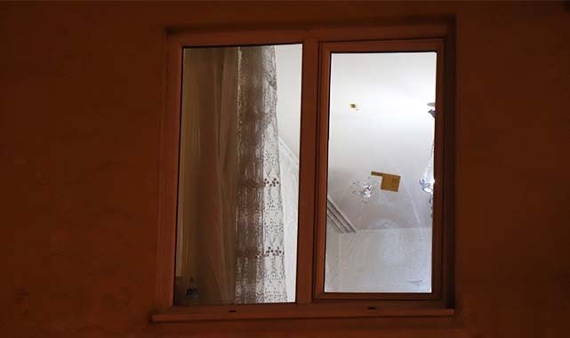 Şehir magandası baba ve oğlu, 4 kilometre sonra duvara tosladı