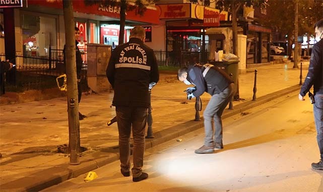 Şehir magandası baba ve oğlu, 4 kilometre sonra duvara tosladı