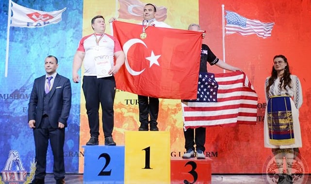 Sağı da solu da bükülmüyor, Yenerer yine Dünya Şampiyonu oldu
