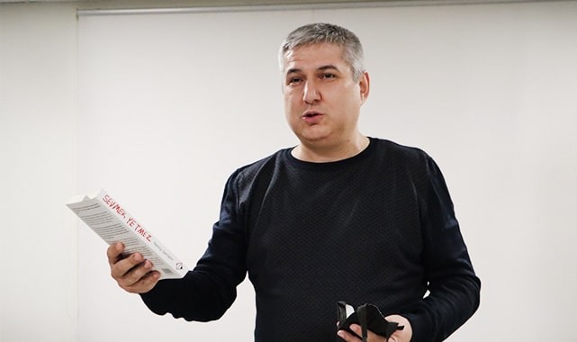 DENİZLİ ÇÖZÜM KOLEJİ VELİLER VE ÇOCUKLARI ARASINDA KİTAP BAĞI KURUYOR