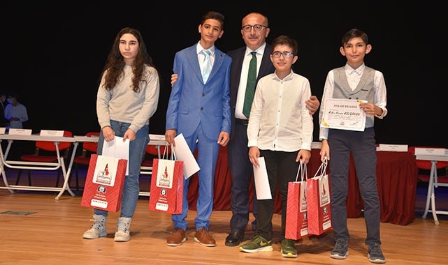 Vefatının 85. yılında Mehmet Akif Ersoy anıldı