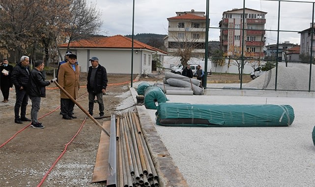 Buldan ilçe stadyumunda sona gelindi