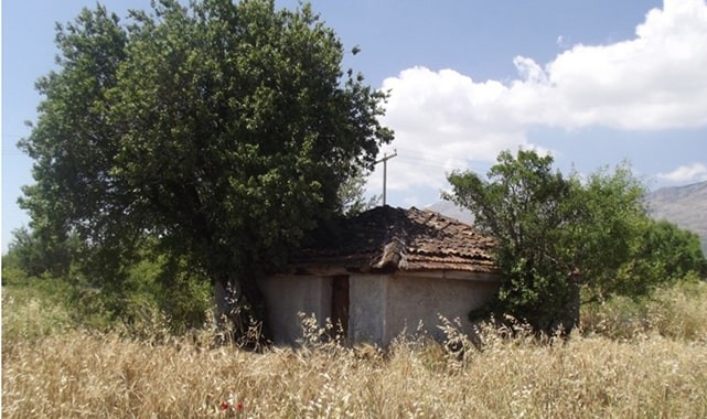 TAŞKUYU DEDESİ TÜRBESİ, SERİNHİSAR
