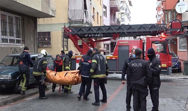 Kız arkadaşıyla tartışan genç çatıya çıktı