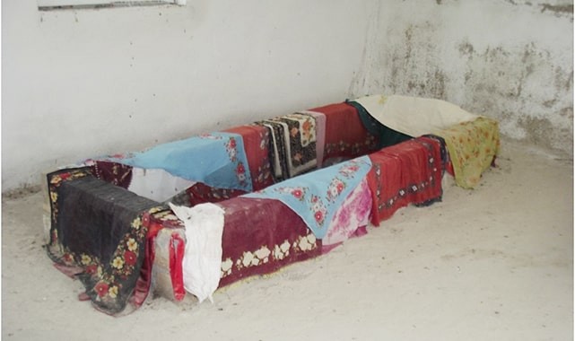 DEDE GARKIN TÜRBESİ, ACIPAYAM İLÇESİ, YEŞİLDERE KASABASI, KARKIN MAHALLESİ