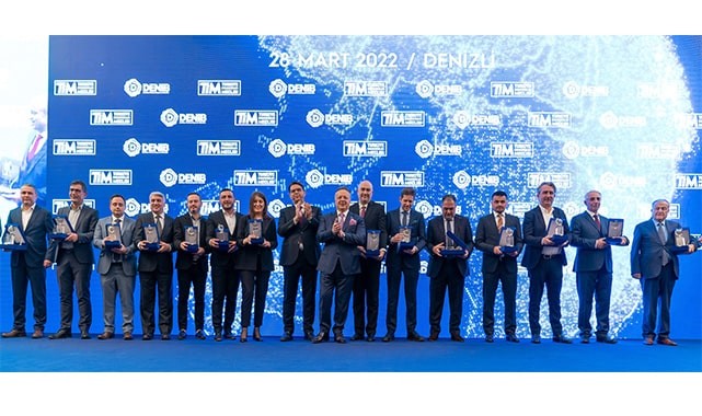 Denizli’de 2021 ihracatının yıldızları törenle ödüllendirildi