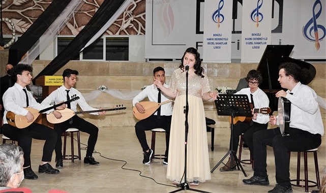Otizm’li gençlerden muhteşem 'Otizm Farkındalık Konseri'