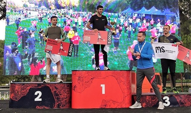 Denizlili amatör sporcu İzmir Maratonunun tozunu attırdı