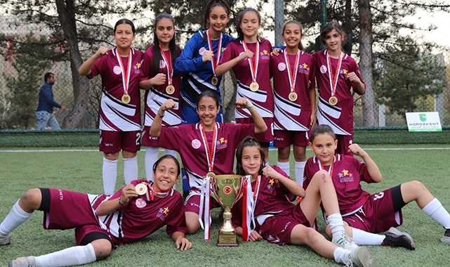 HOROZKENTSPOR TÜRKİYE ŞAMPİYONU