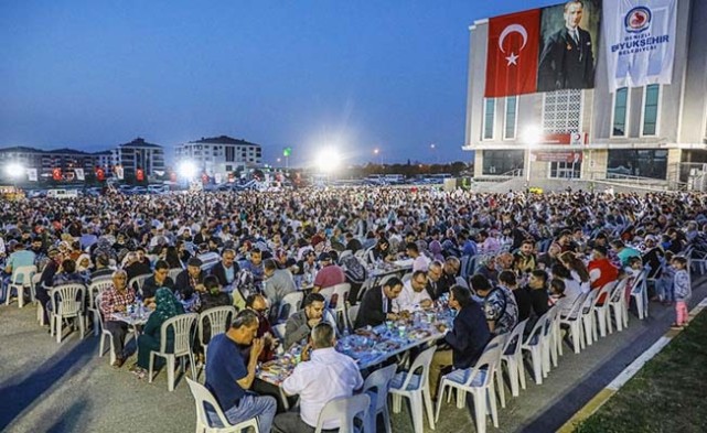 Başkan Zolan: "Denizli’mizde ramazan çok güzel geçti”