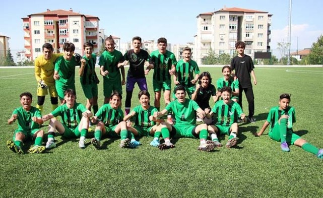 Kandemir; “Hedefimiz grupta şampiyonluk”