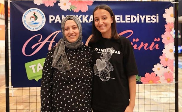 PAMUKKALE BELEDİYESİNDEN ANNELER GÜNÜNE ÖZEL ETKİNLİK