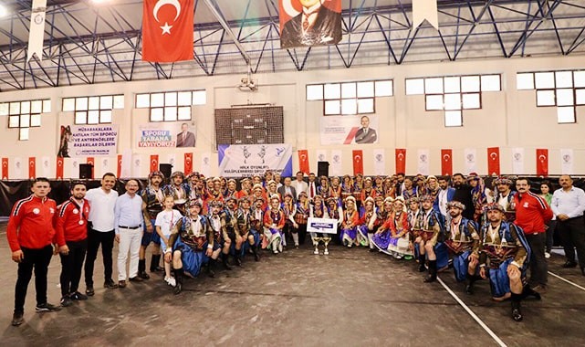 TAVAS'TA HALK OYUNLARI ŞÖLENİ