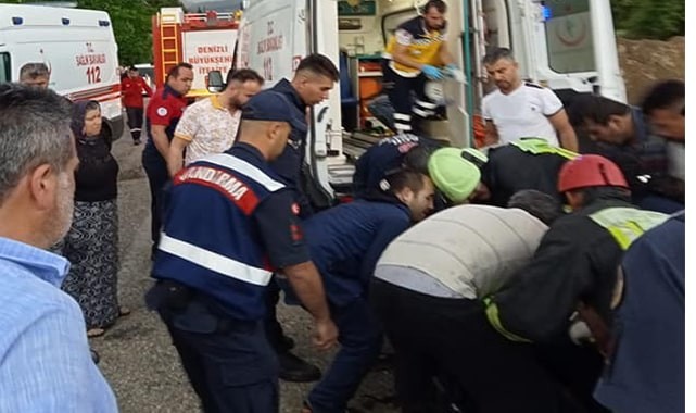 Acıpayam'da korkunç kaza: 2 ölü 3 yaralı
