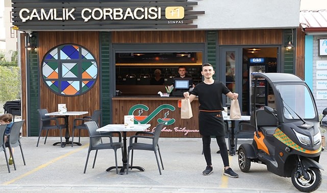 ÇAMLIK ÇORBACISI ŞİFA DOLU ÇORBALARI PAKET SERVİSLE EVlE ULAŞTIRIYOR