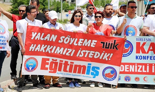 Denizli’de memurlar TÜİK önünde eylem yaptı