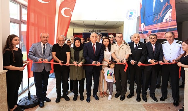 PAÜ Mezunu Şehidin Adı Konferans Salonunda Yaşatılacak